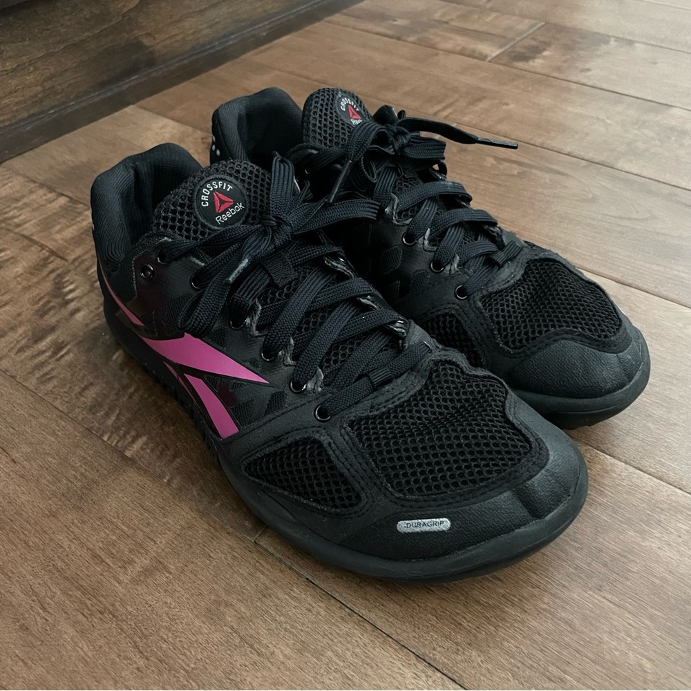 Women’s Reebok Nanos size 8